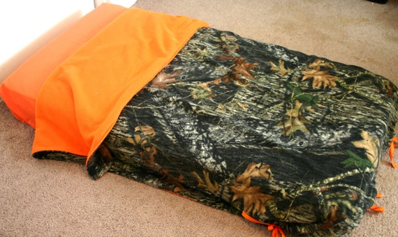Camouflage Fleece Blanket - Woodland Camo