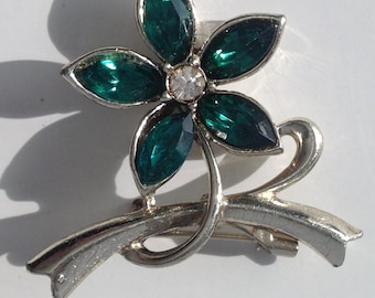 Vintage Green Flower Brooch