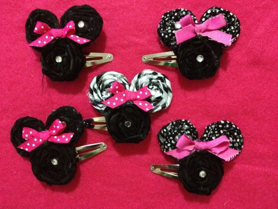 Items similar to Minnie Mouse Hair Clips headbands accessories for ...