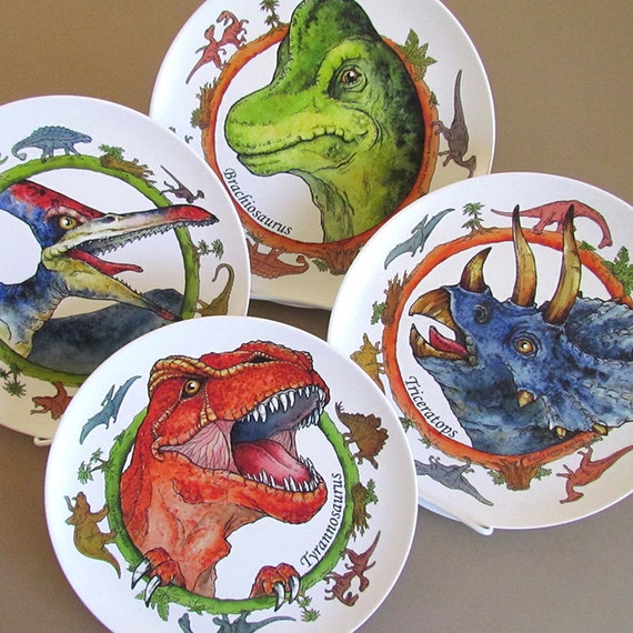 dinosaur with round plate on head