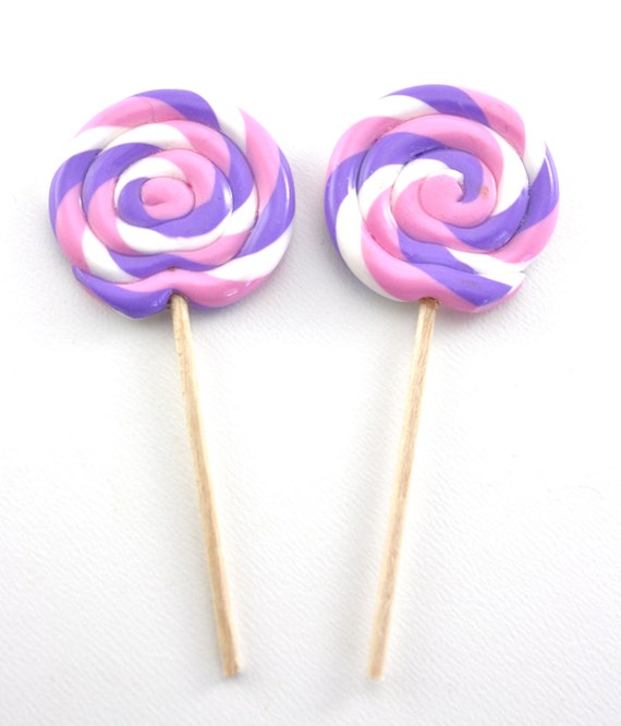 purple swirl lollipops