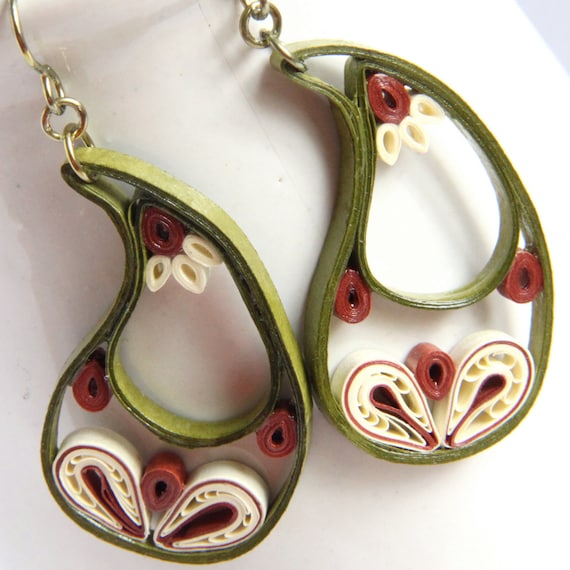 CIJ 30% off Paisley Indian Earrings in Leaf Green, Ivory, and Rust Niobium Eco Friendly Jewelry, Artisan hypoallergenic