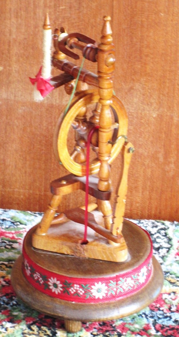 Vintage Swiss Cuedent Spinning Wheel Music Box. by YesterdaysToys