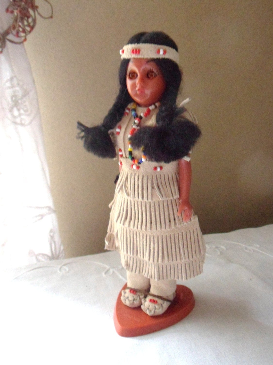 Cherokee Princess Doll No. 20-4N Carlson Indian Doll Carlson Cherokee Princess Doll No. 20-4N Carlson Indian Doll Carlson