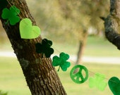 Peace Love and Shamrocks St. Patricks Day garland Il_170x135