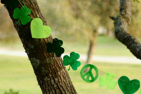 Peace Love and Shamrocks St. Patricks Day garland Il_570xn