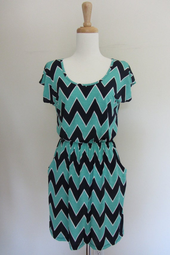 Chevron Print Dress with Pockets