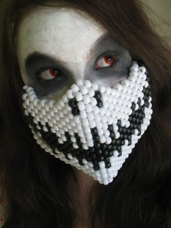 Items similar to Creepy Smiling Skeleton Kandi Beaded Half Mask on Etsy