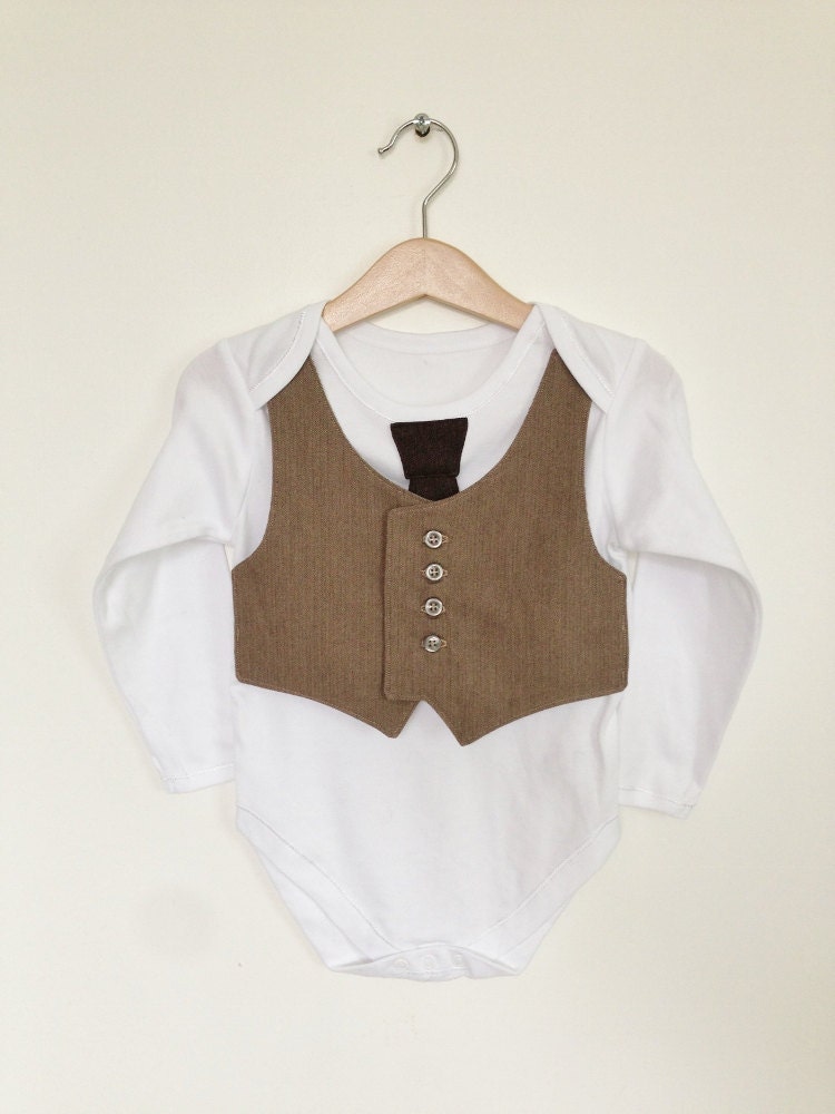 Toddler clothing 18 to 24 months sandy brown vest onesie
