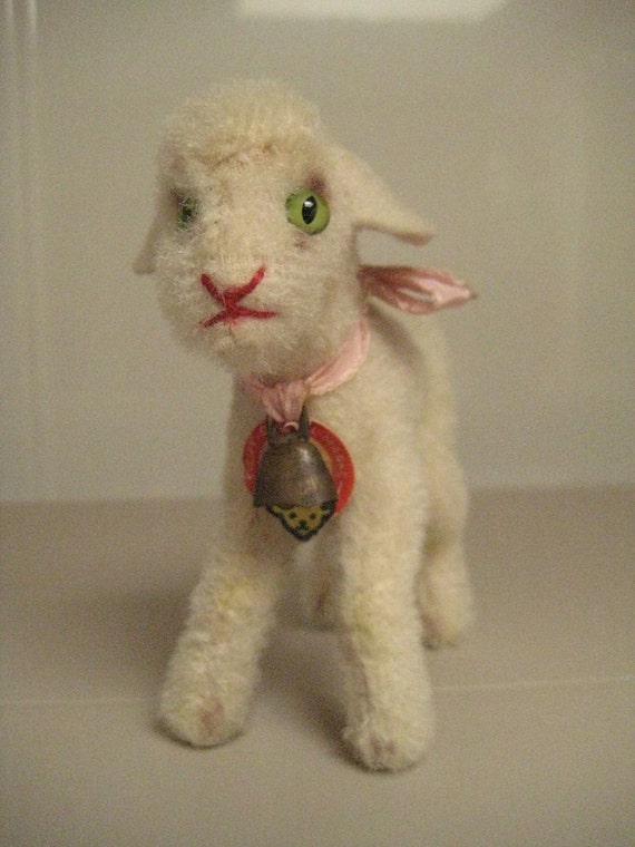 steiff fuzzy lamb