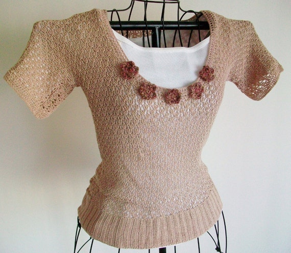 Lace Blouse Top Crochet Beige Tea Stain Red Gold Flowers Womens Vintage Retro Style