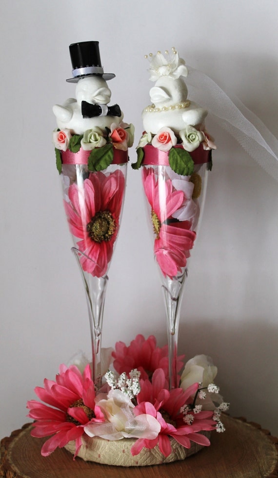 Items similar to Unique Champagne Flutes Wedding Cake Topper Bride