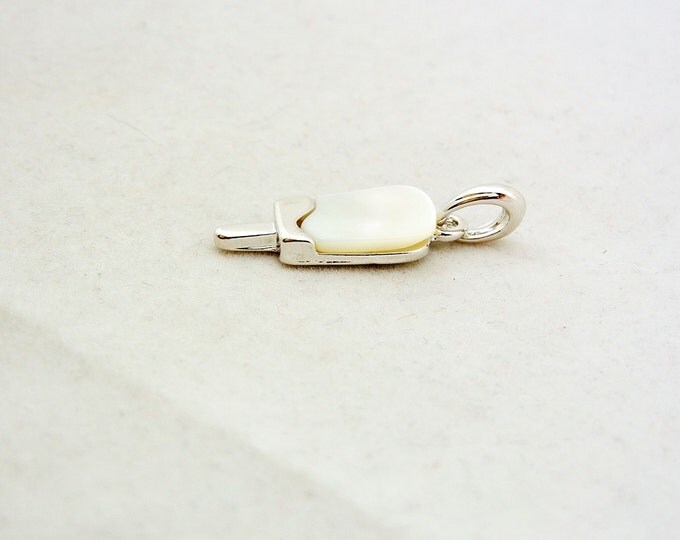 Small Silver-tone Popsicle-Fudgsicle Pendant Mother of Pearl