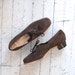 1960s shoes / 60s shoes / Cacao suede oxfords