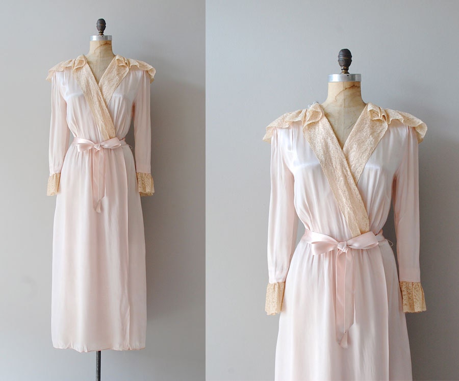 1940s Robe Silk 40s Lingerie Vintage Lace Robe 7047