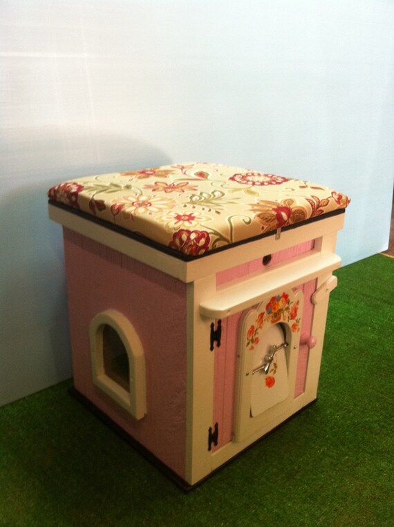 CLASSY outdoor HEATED CAT house bed shelter by stabob on Etsy