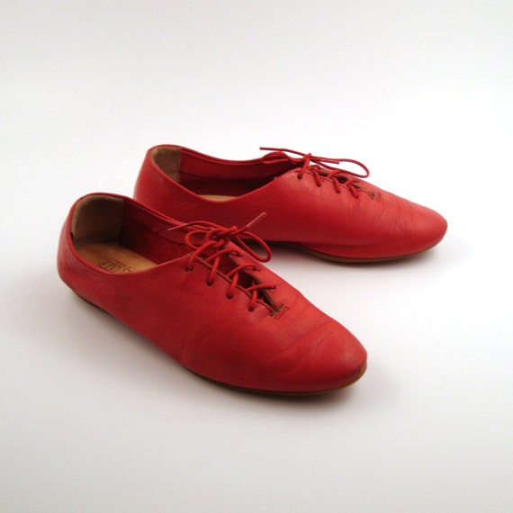 Dexter Oxford Shoes Vintage 1980s Red by purevintageclothing