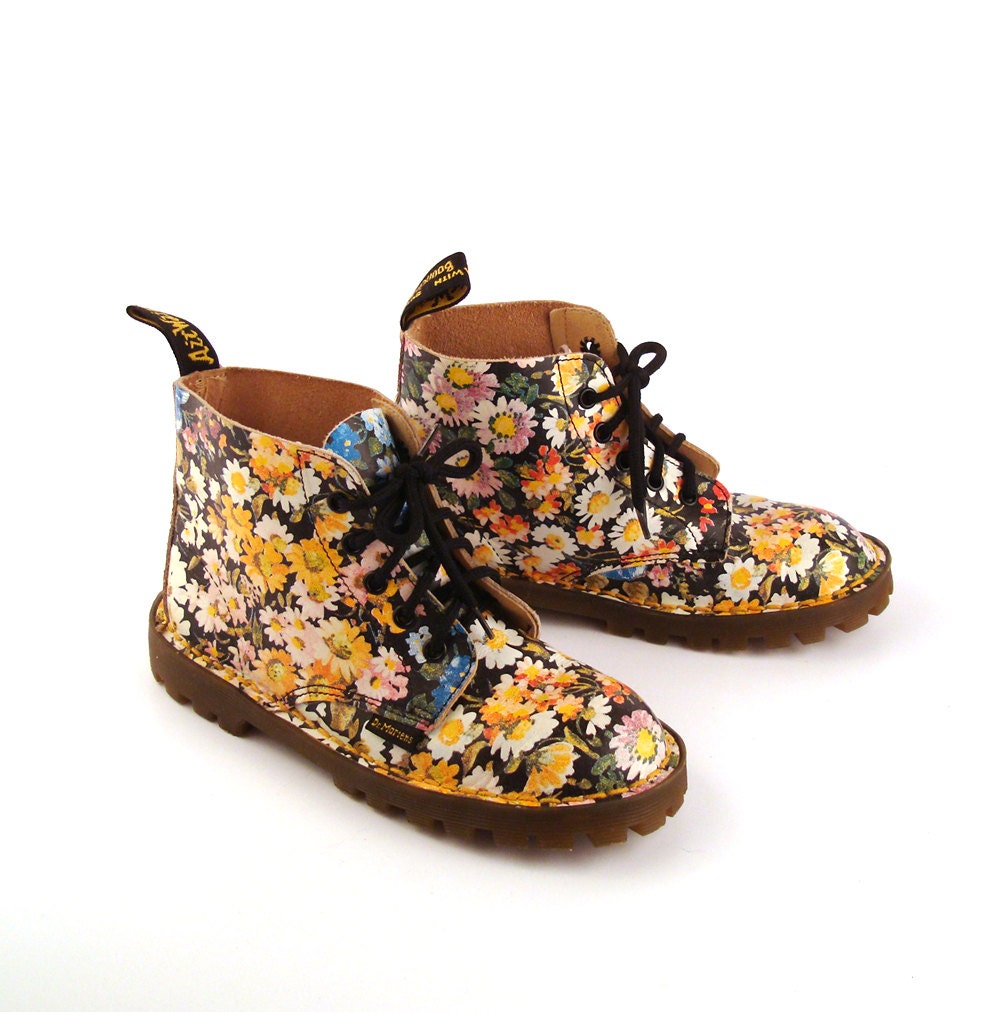 Doc Dr Martens Boots 1990 Floral Leather Kids Size 13