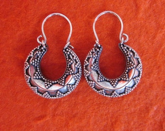 Awesome Balinese Sterling Silver Hoop Earrings / silver 925