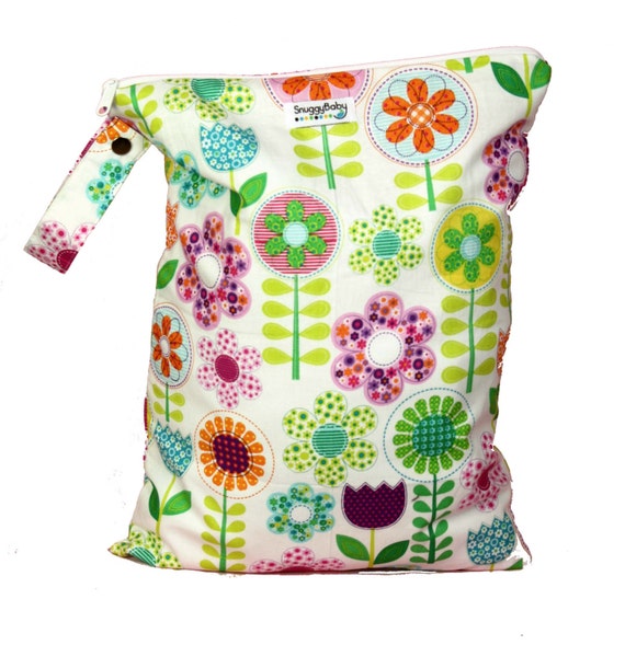 LARGE Wet Bag with Zipper Opening and Waterproof Lining