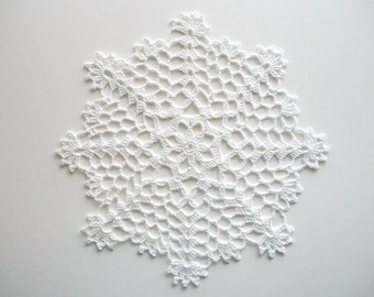 Crochet Doily White Cotton Snowflake Like Pattern Fan Edge with Picos Heirloom Quality