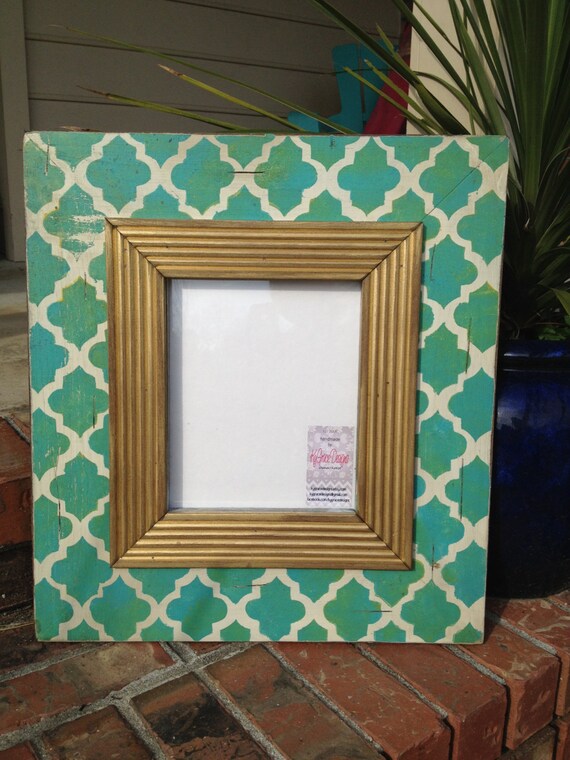 8x10 painted frame with moroccan pattern 6inch border with