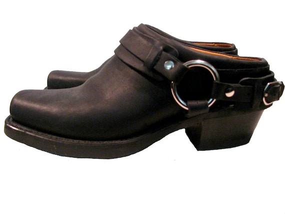 frye harness clog