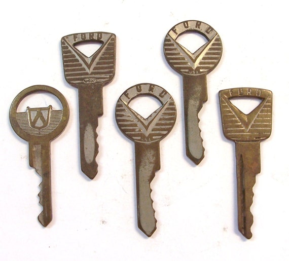 Vintage ford car keys #2