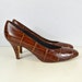 Leather Pumps / 1970s / Crocodile / 7.5