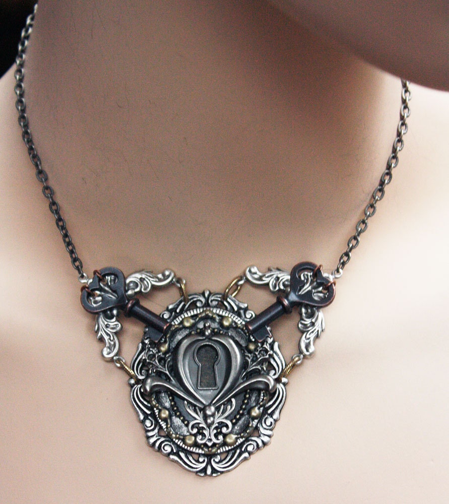 Steampunk winged crown Gothic necklace