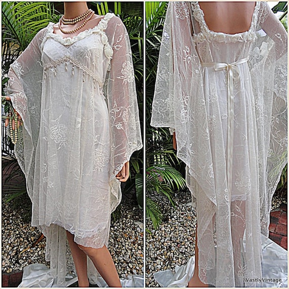 Vintage Lace Bohemian Bridal Kaftan Style Hollywood Gown-Fairytale ...