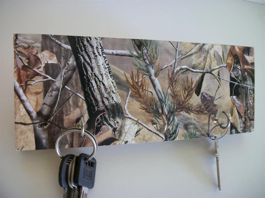 Camouflage Hunting Decor | camouflaged key rack camo hunting decor real tree man fathers Camouflage Hunting Decor | camouflaged key rack camo hunting decor real tree man fathers