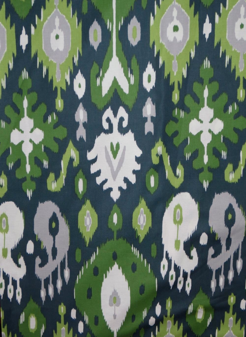 navy + green + ikat = perfection! Green ikat, Home decor fabric, Ikat