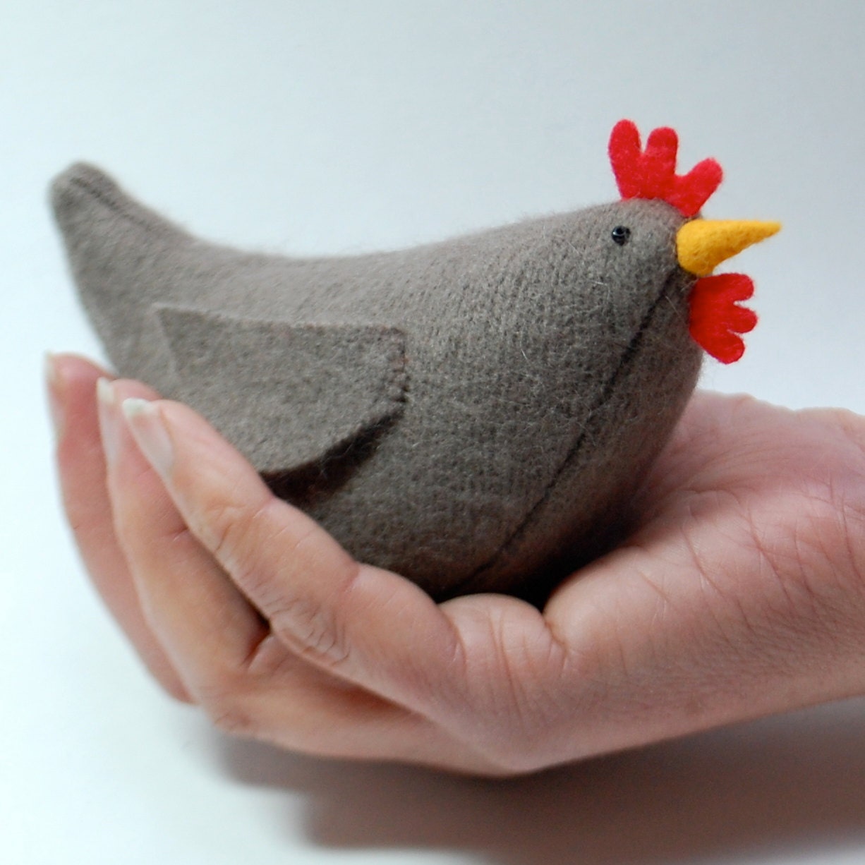 Easy Pattern for Wool Hen pattern pdf for plush hen