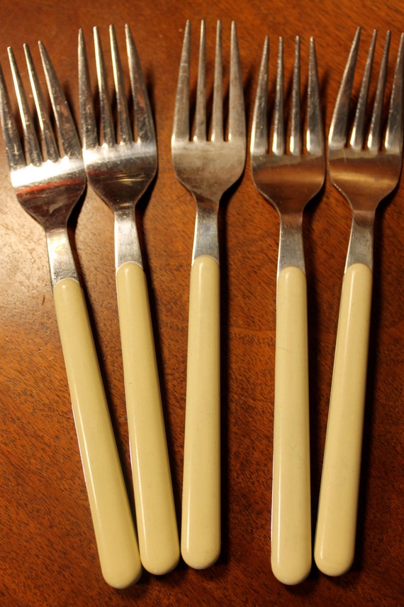 Funky Flatware with Cream Colored Handles Great for Craft