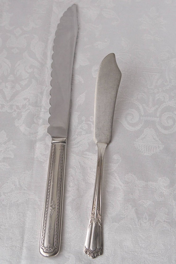 SILVERPLATE Silver Plate Serrated Bread Cake KNIFE & Lenox