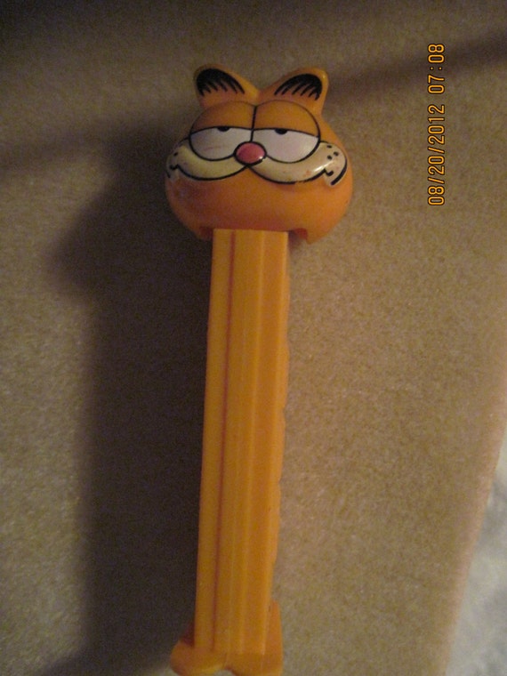 Vintage Garfield Pez Dispenser....1978 by upthewazzucreations