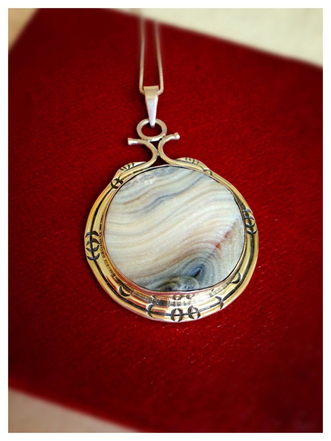 Druzy Quartz Medallion Pendant Sterling Silver with Chain