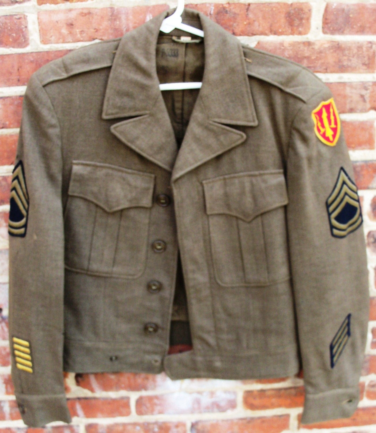 Vintage US Army Eisenhower Jacket Olive Green with Patches