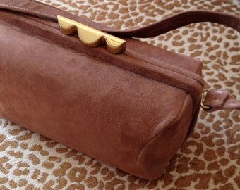 Small Soft Brown Brass Metal Clasp Elite Mid Century Handbag