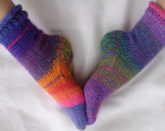 Knit Sock Pattern Instant Download - Womens Socks Pattern - Jaydee's Favorite Socks