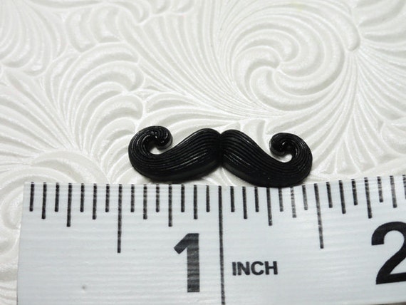 Mini Mustache Mold Flexible Silicone Rubber Push Mold for