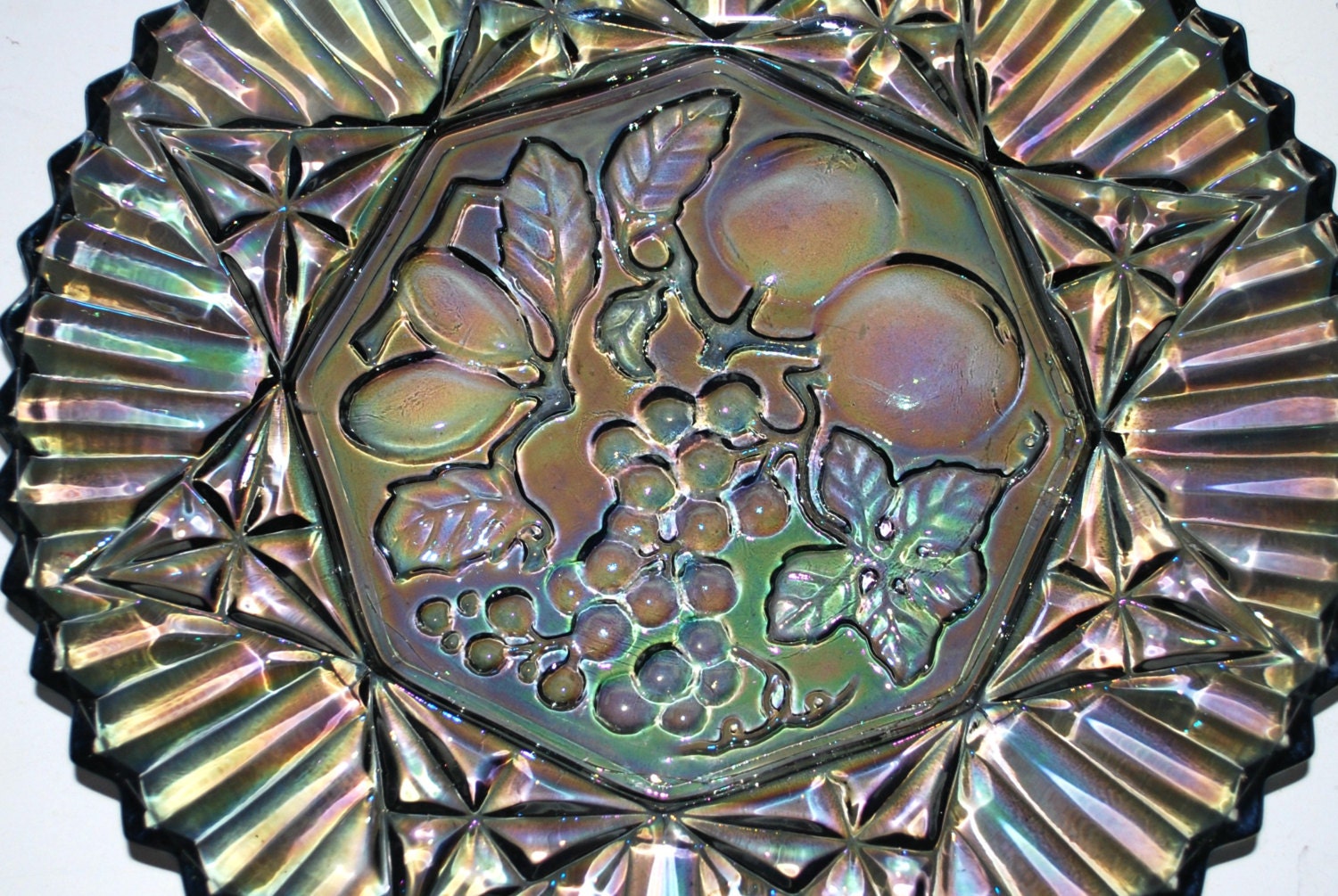 Federal glass fluted fruit motif carnival glass large plate cake plate dessert plate