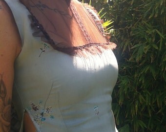 Women's Blouse, asian style with slit uo side. Orient Express