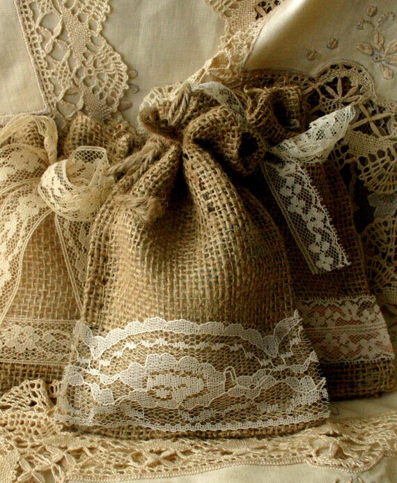 Items similar to Burlap gift bags and favors for wedding and parties ...