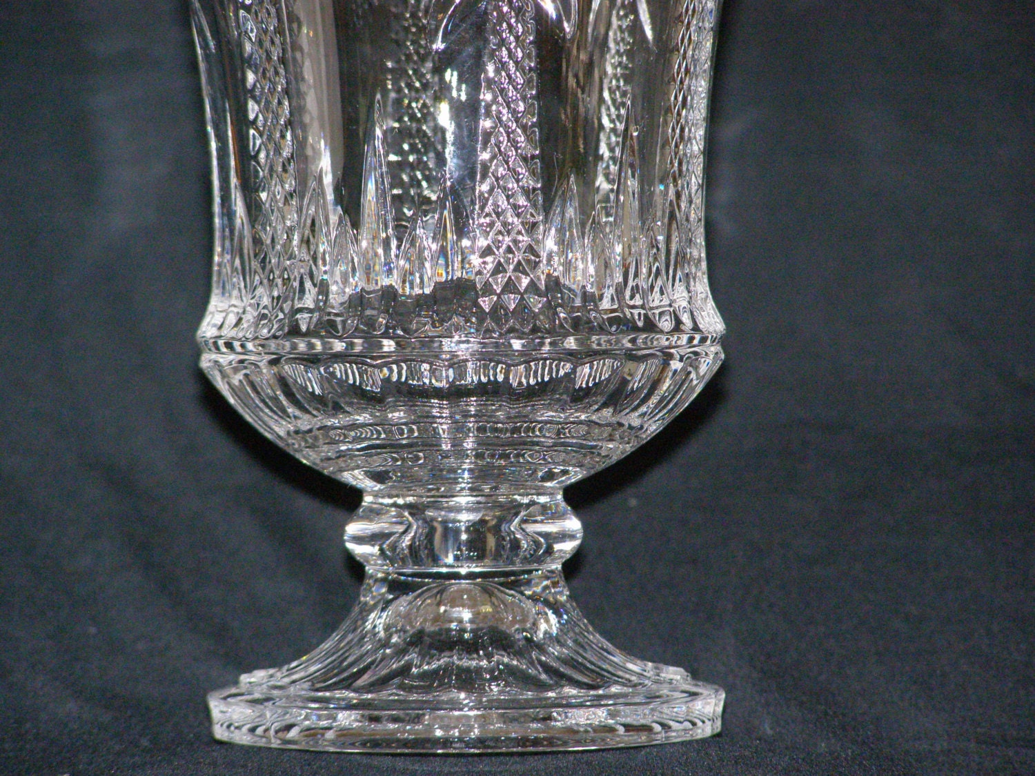 Shannon Crystal Pedestal Vase with beautiful Palm Trees Made