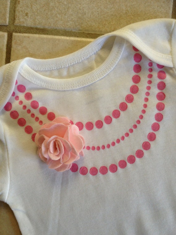 Cute baby girl gift fashion faux pearl Necklace onesie pink