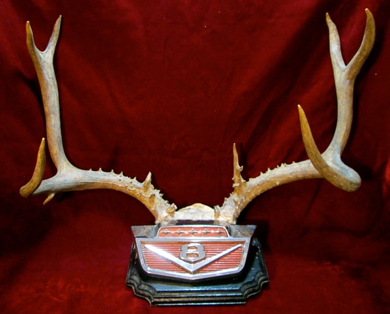 Mounted Deer Antlers Vintage Ford Hood Ornament Emblem No.1