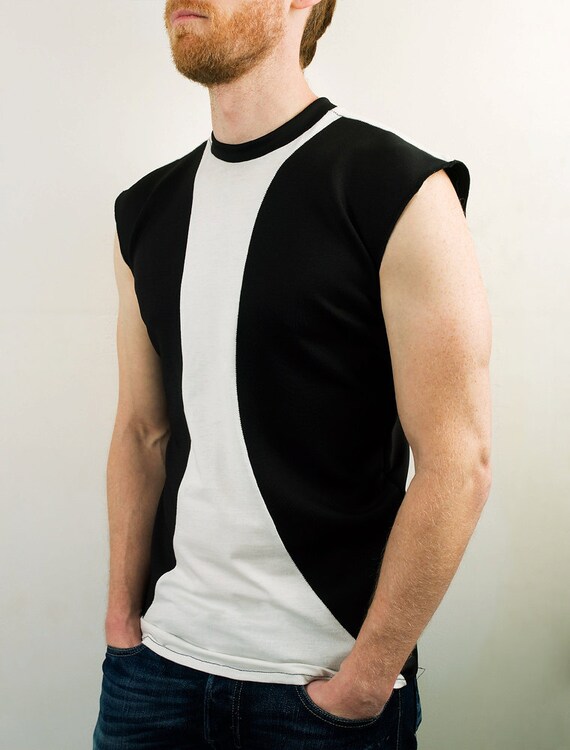 Fitted and sleeveless shirt in black and white by PopLoveHis