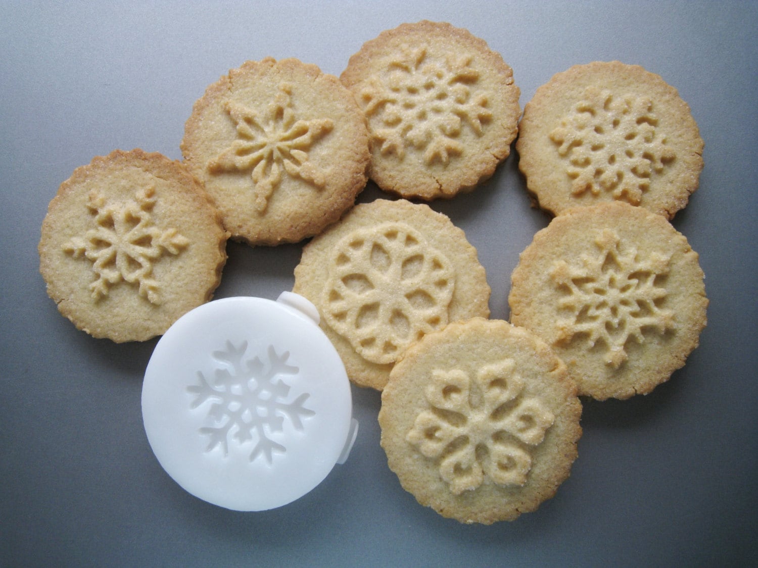 SNOWFLAKE COOKIE STAMPS recipe and instructions make your